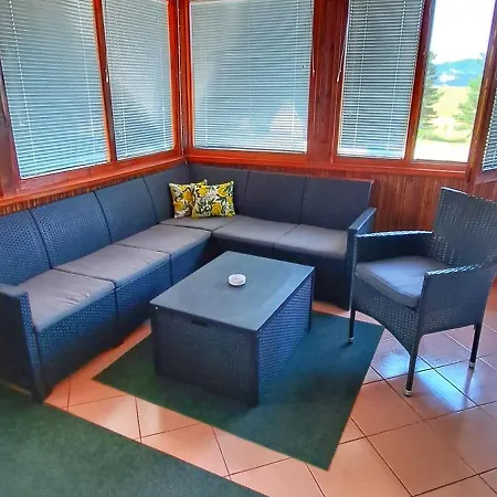 Relja شقة زلاتيبور